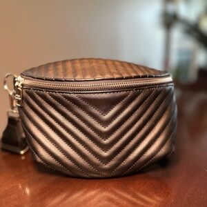 100% AUTHENTIC STEVE MADDEN Belt Bag (Fanny pack)